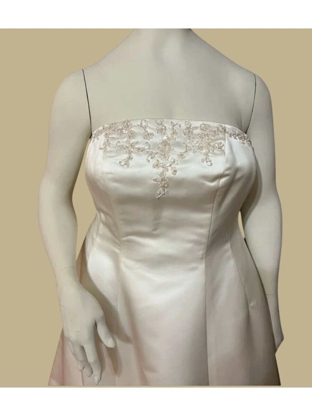 Ivory Satin Strapless‎ Beaded Wedding Gown Dress Size 24W Bride Train 9V8835 - Picture 4 of 10
